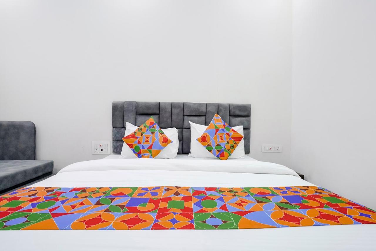 Hotel Fabexpress Bhau Residency - Nr International Airport Bombay