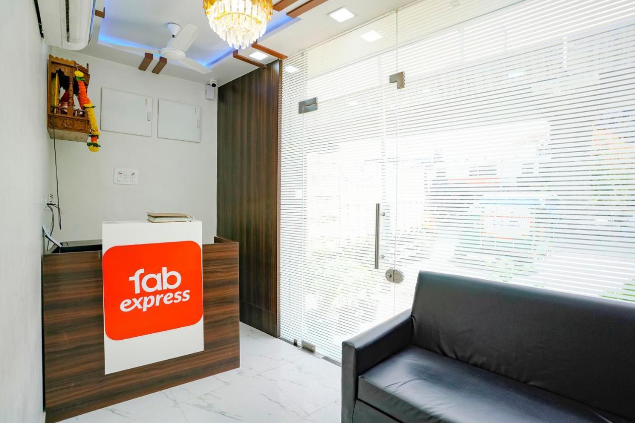 Fabexpress Bhau Residency - Nr International Airport 3* Bombay